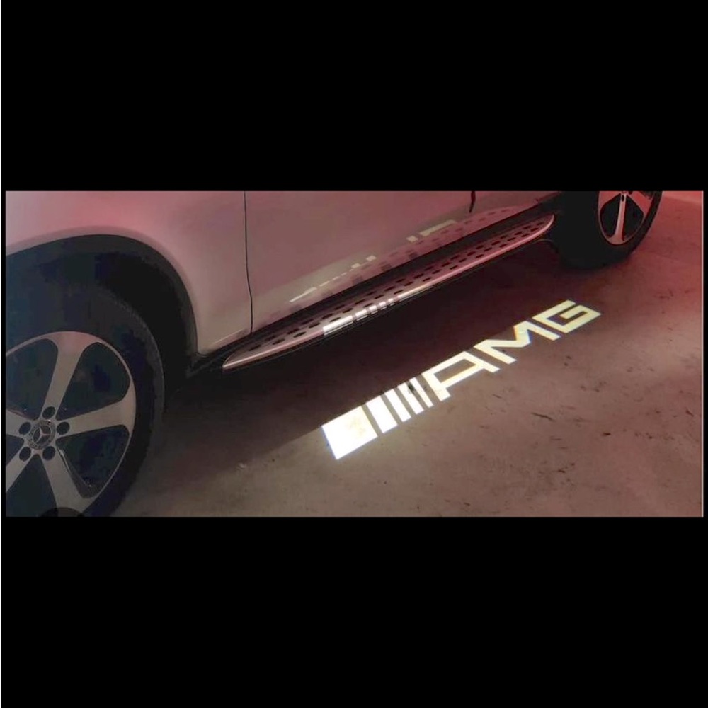 Mercedes Benz puddle lights